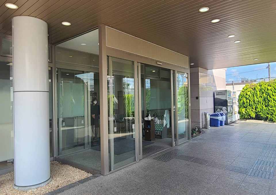 町田市家族葬 東横メモリアルが紹介するみなみ会館の玄関