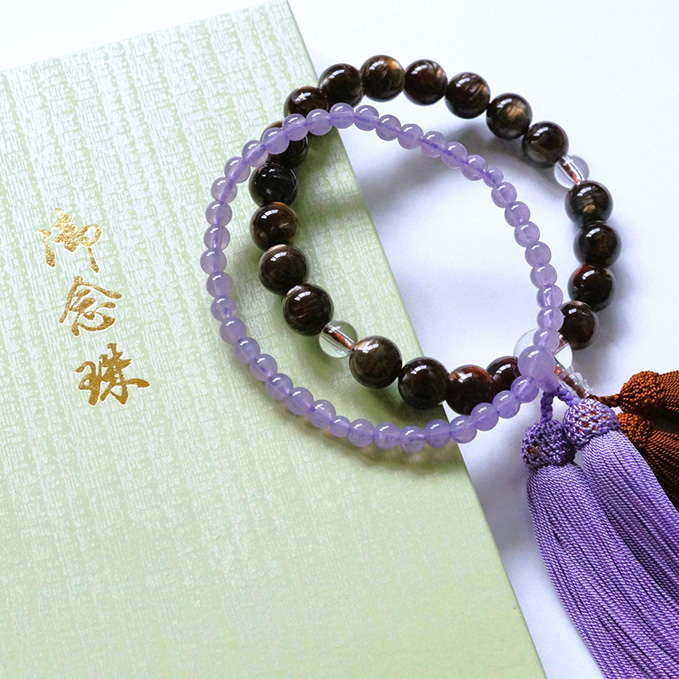 町田市　葬儀社の町田市家族葬 東横メモリアルが案内する淡紫の数珠と茶色の念珠セット